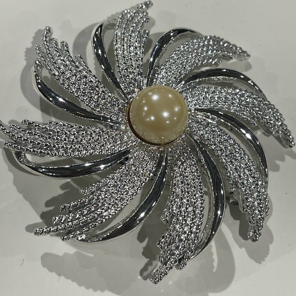Vintage Silver and Pearl Brooch